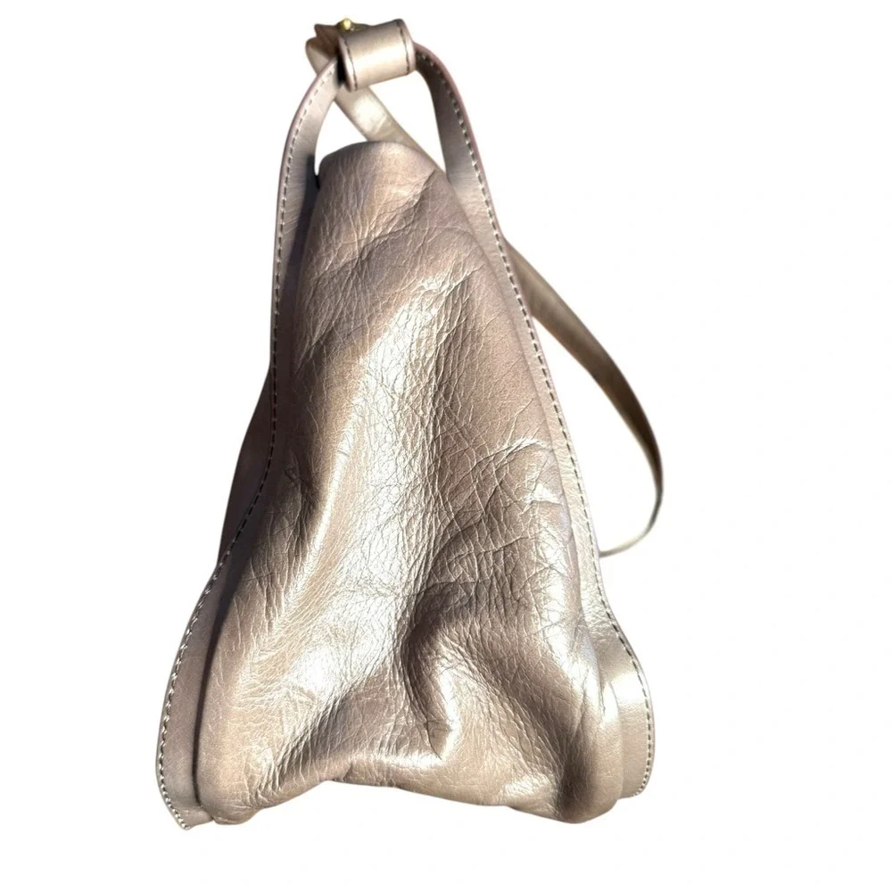 ▶️ HOBO INTERNATIONAL ◀️ Taupe Leather Adjustable Strap Crossbody / Shoulder Bag